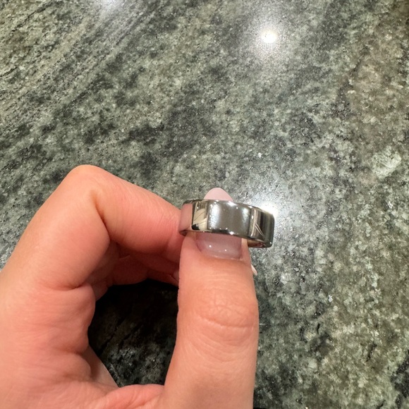 OURA RING SILVER - Picture 8 of 8